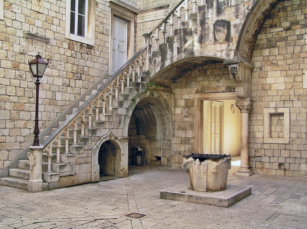 Apartments Maria Trogir Exteriör bild